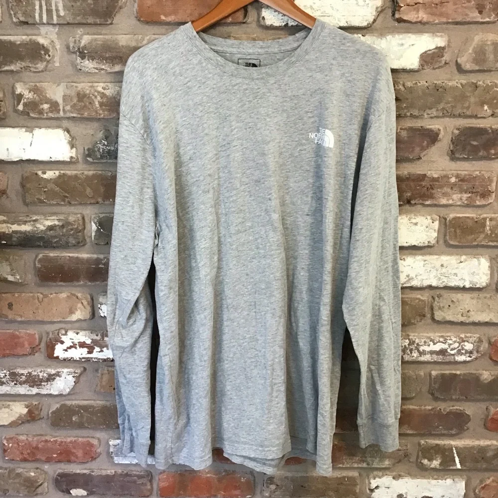 The North Face Men's Gray Long Sleeve Tee for Everyday Comfort XXL